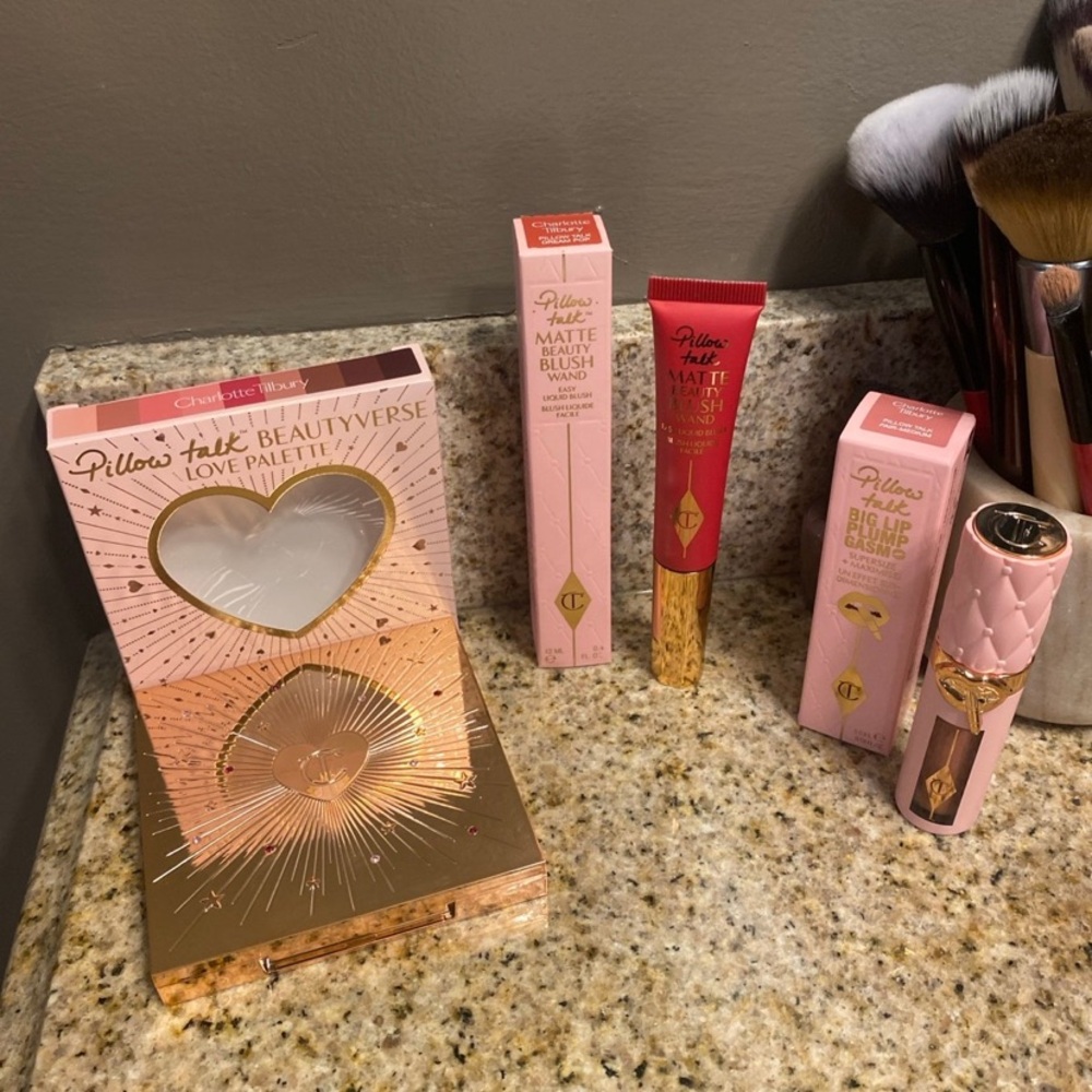 High End Makeup Bundle